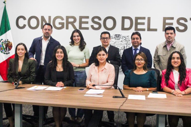 8c331ac2-3d8f-4902-8562-caa82438018e