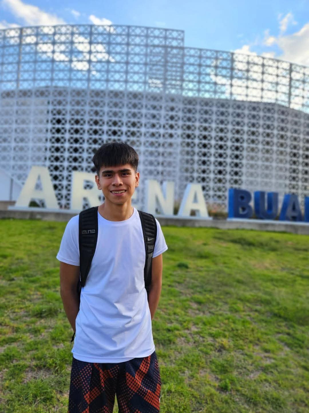 eef90d8b-884b-4273-988b-08ee3f5e58cd