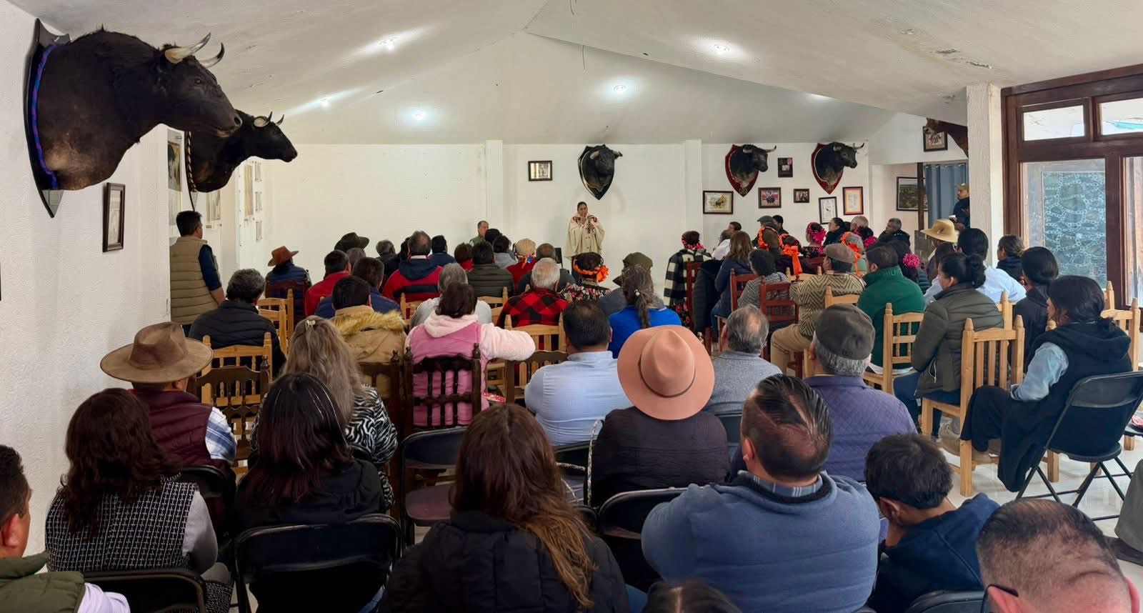 adb8c5d0-b1bb-43b8-9300-f3f29a8077d3