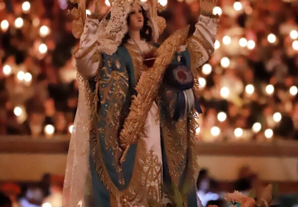 1000587279